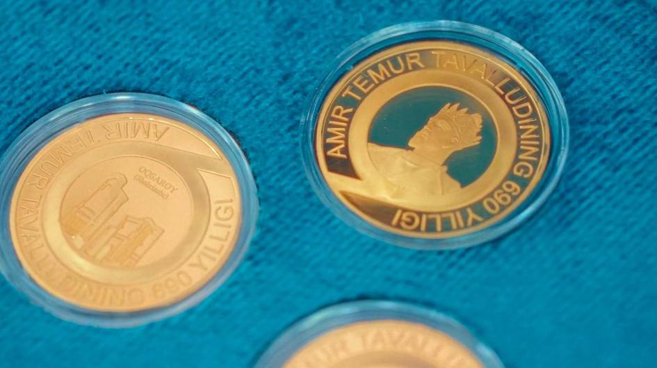 Амир Темур таваллудининг 690 йиллигига бағишланган эсдалик тангалар сотувга чиқарилди